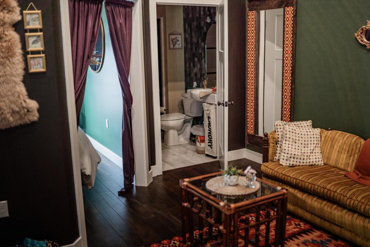 Perryville The Atrium - A Boutique Hotel - Suite 17 מראה חיצוני תמונה