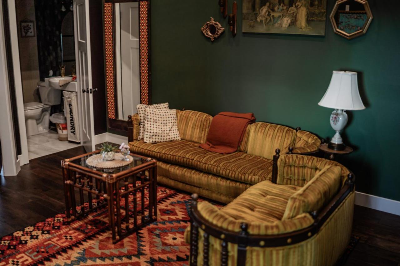 Perryville The Atrium - A Boutique Hotel - Suite 17 מראה חיצוני תמונה