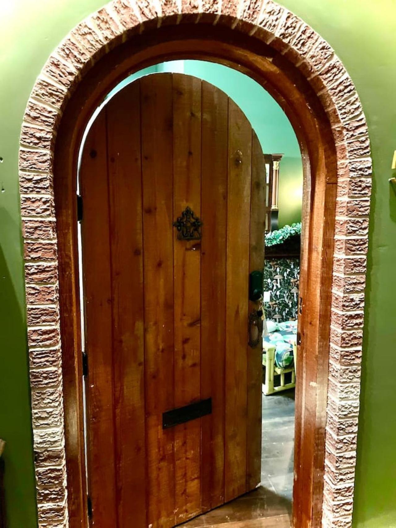 Perryville The Atrium - A Boutique Hotel - Suite 17 מראה חיצוני תמונה